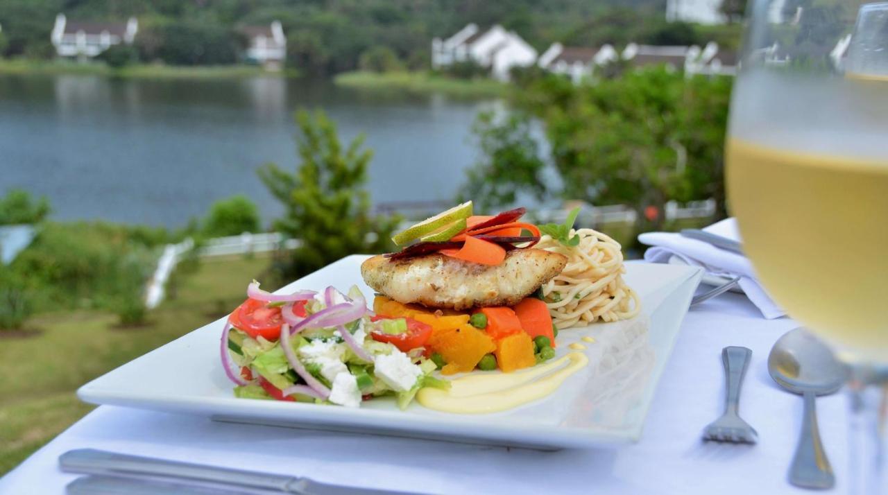 The Estuary Hotel & Spa Порт Едуард Екстериор снимка
